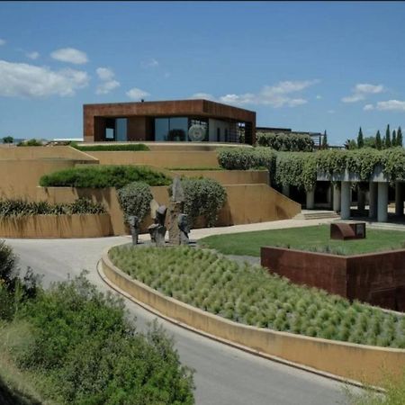 Tina De Vila, En La Capital Del Vino Vilafranca del Penedès Exteriör bild